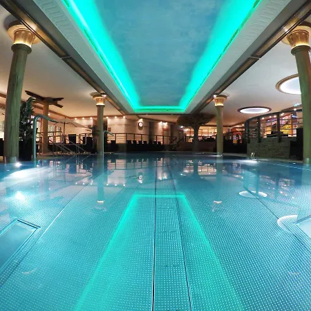 Aqua Sport*** Отель Пухов